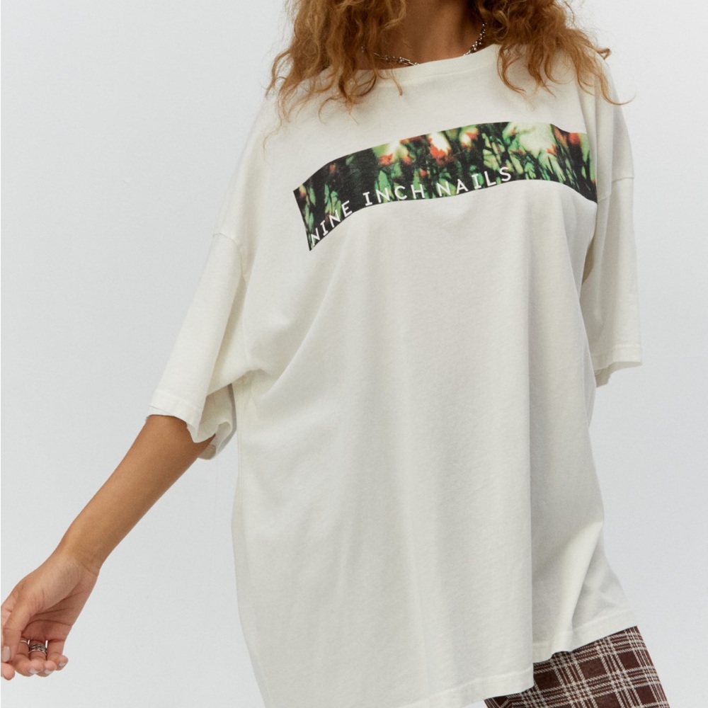 Daydreamer LA Nine Inch Nails tee